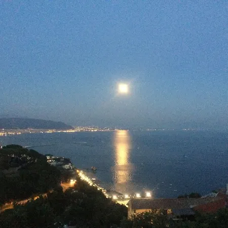 Il Melograno In Costa D'amalfi